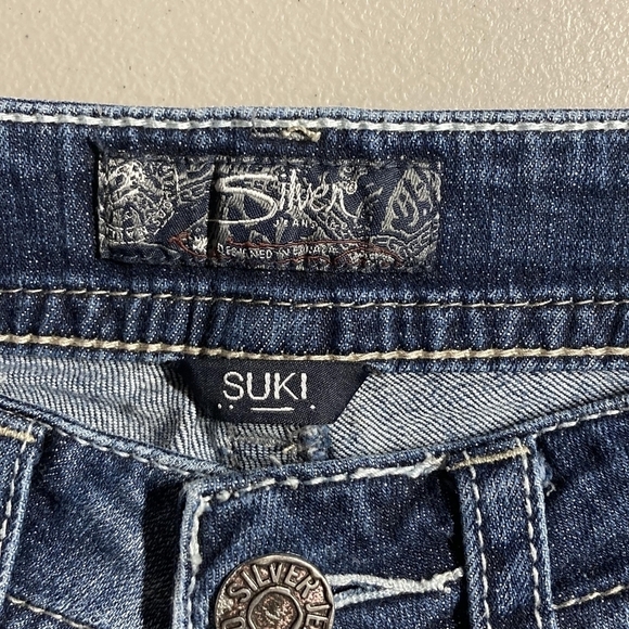 Silver Suki Denim Blue Jeans Boot Cut Women's W28/L30 Sandblast Fade Neutral EUC - Picture 4 of 6